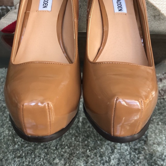 Steve Madden 8.5 nude platform heels - Picture 4 of 16